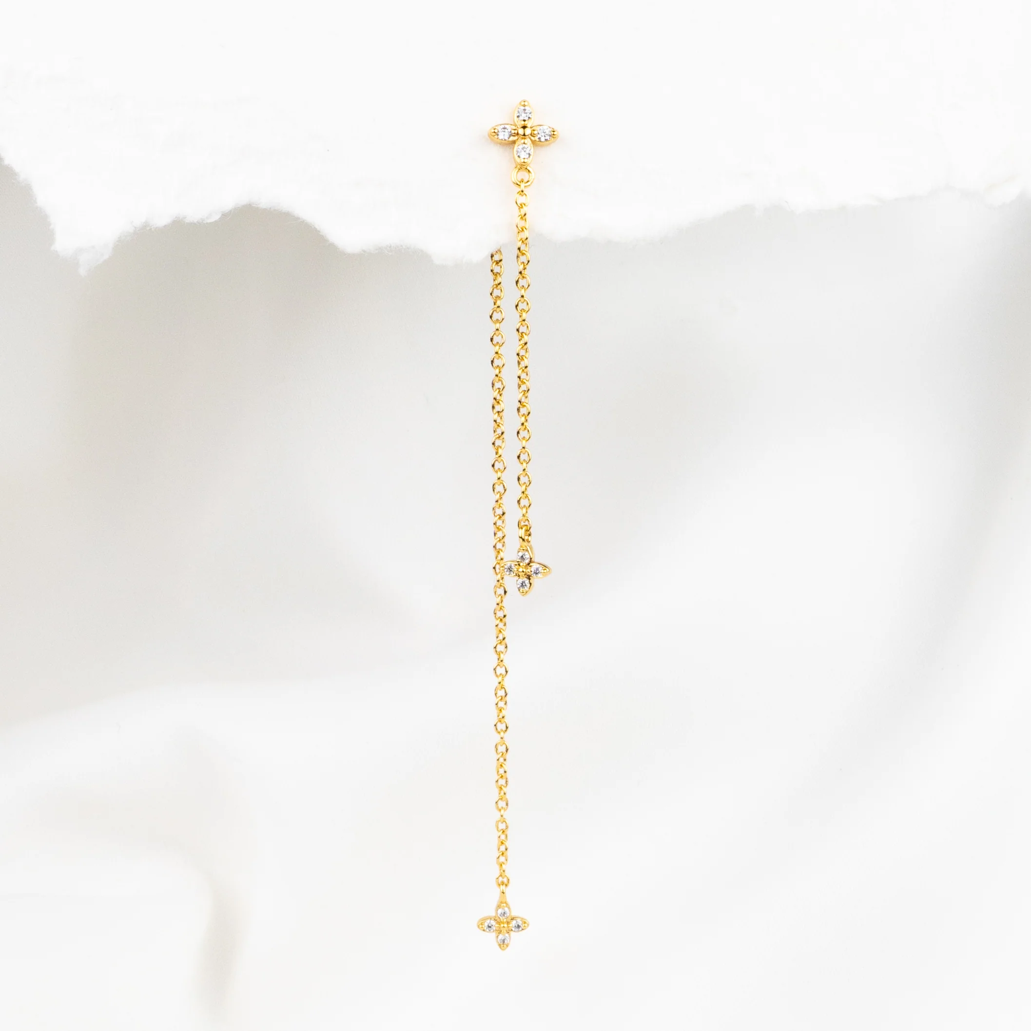 Dangling Flowers Earpin