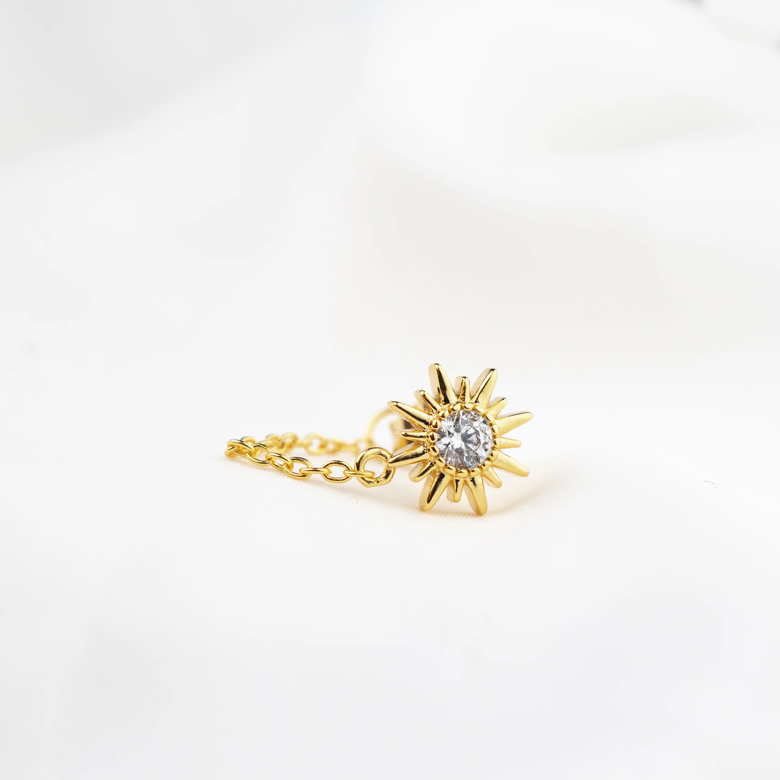 Diamond Sun Chain Earpin