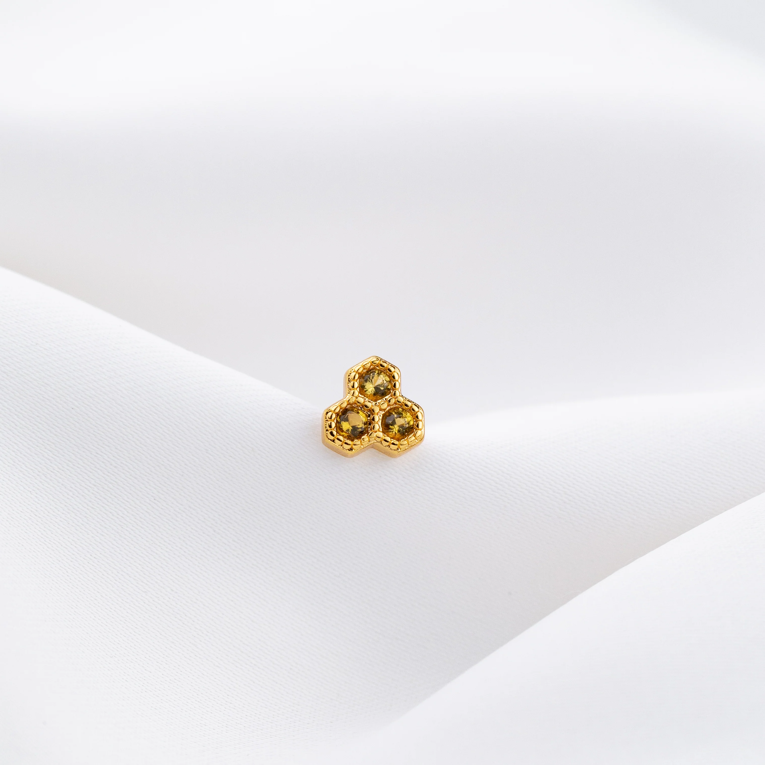 Mini Honeycomb Stud - Image 2