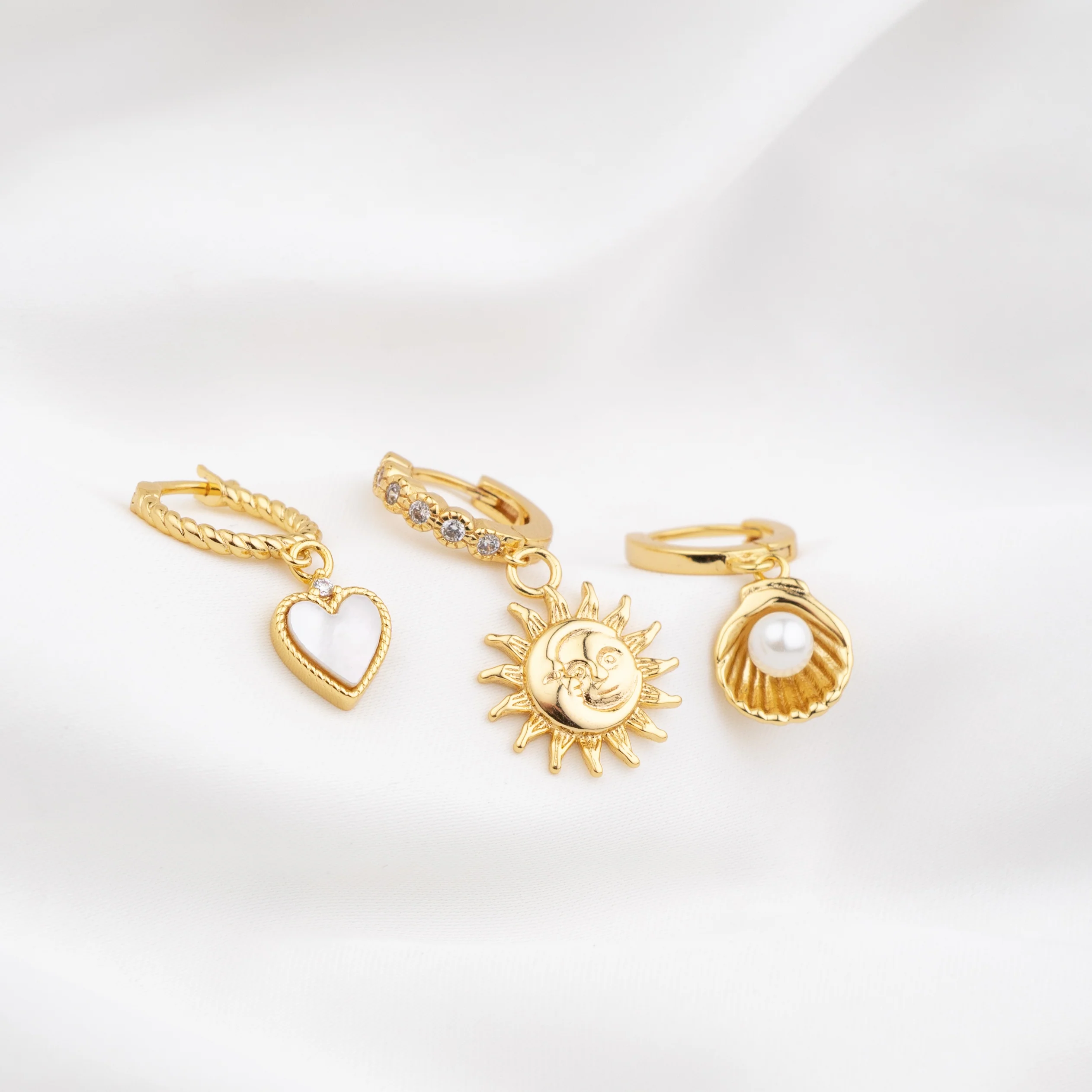 Pearly White Heart Earring - Image 4