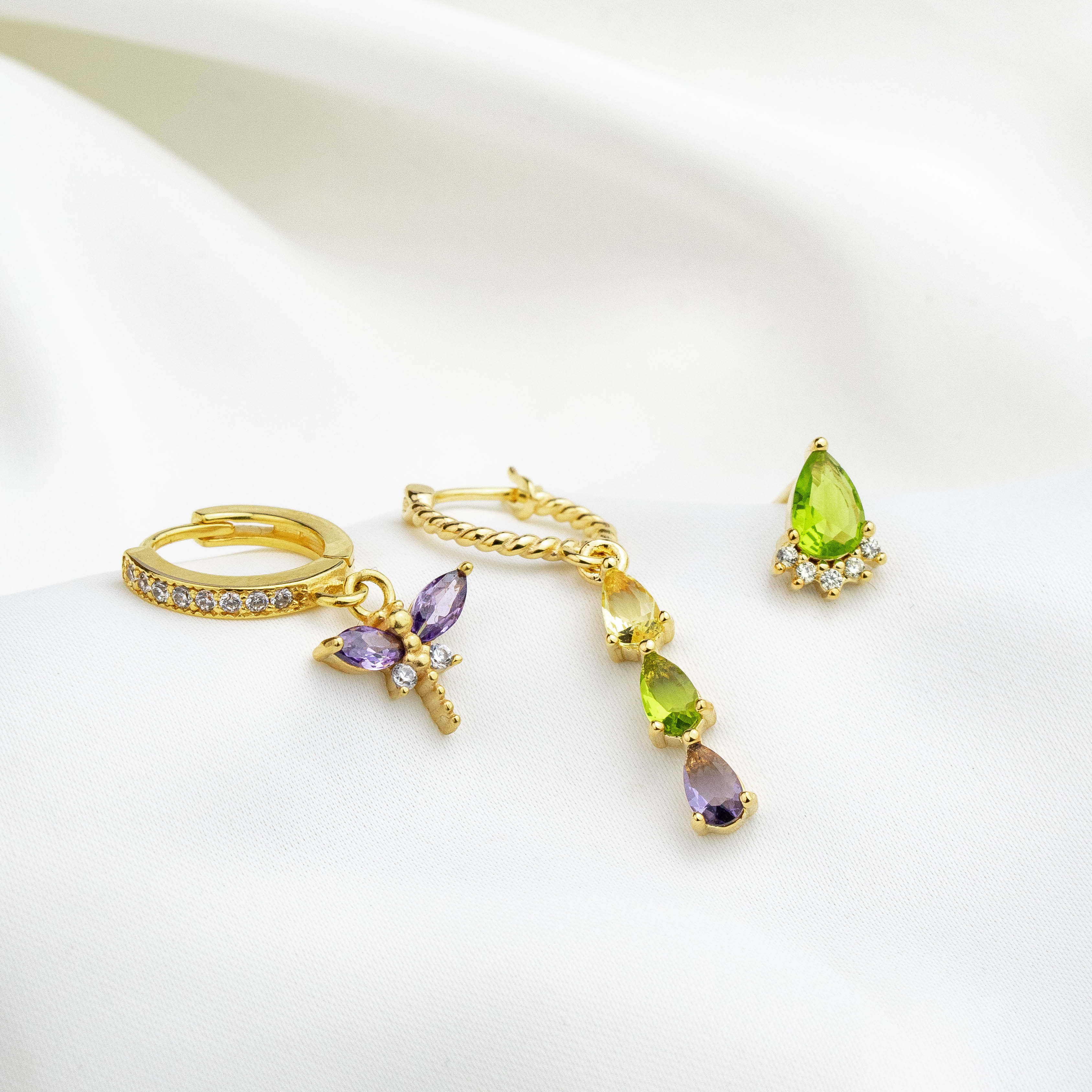 Peridot Sparkling Drop Stud - Image 4