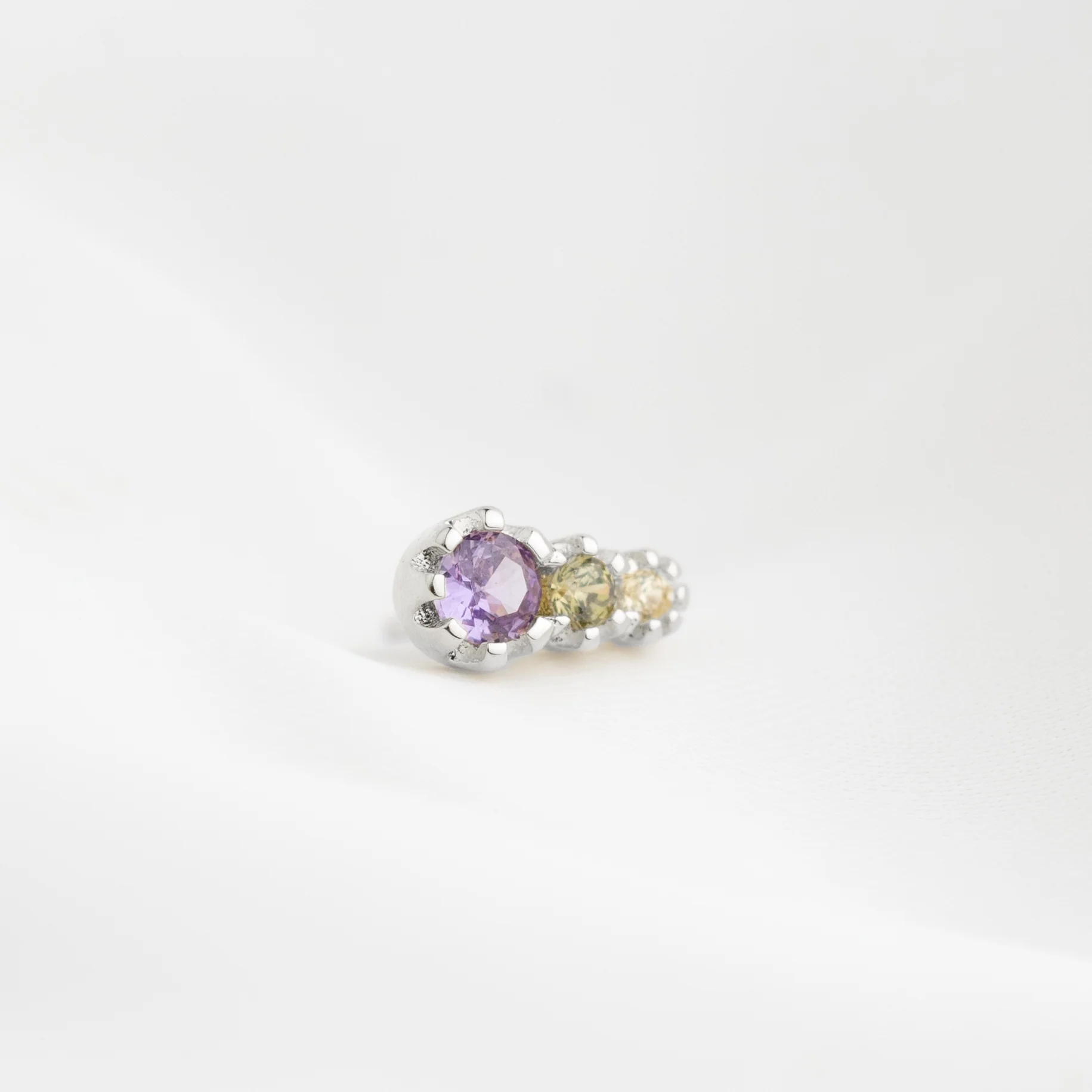 Silver Lavender Field Stud - Image 2