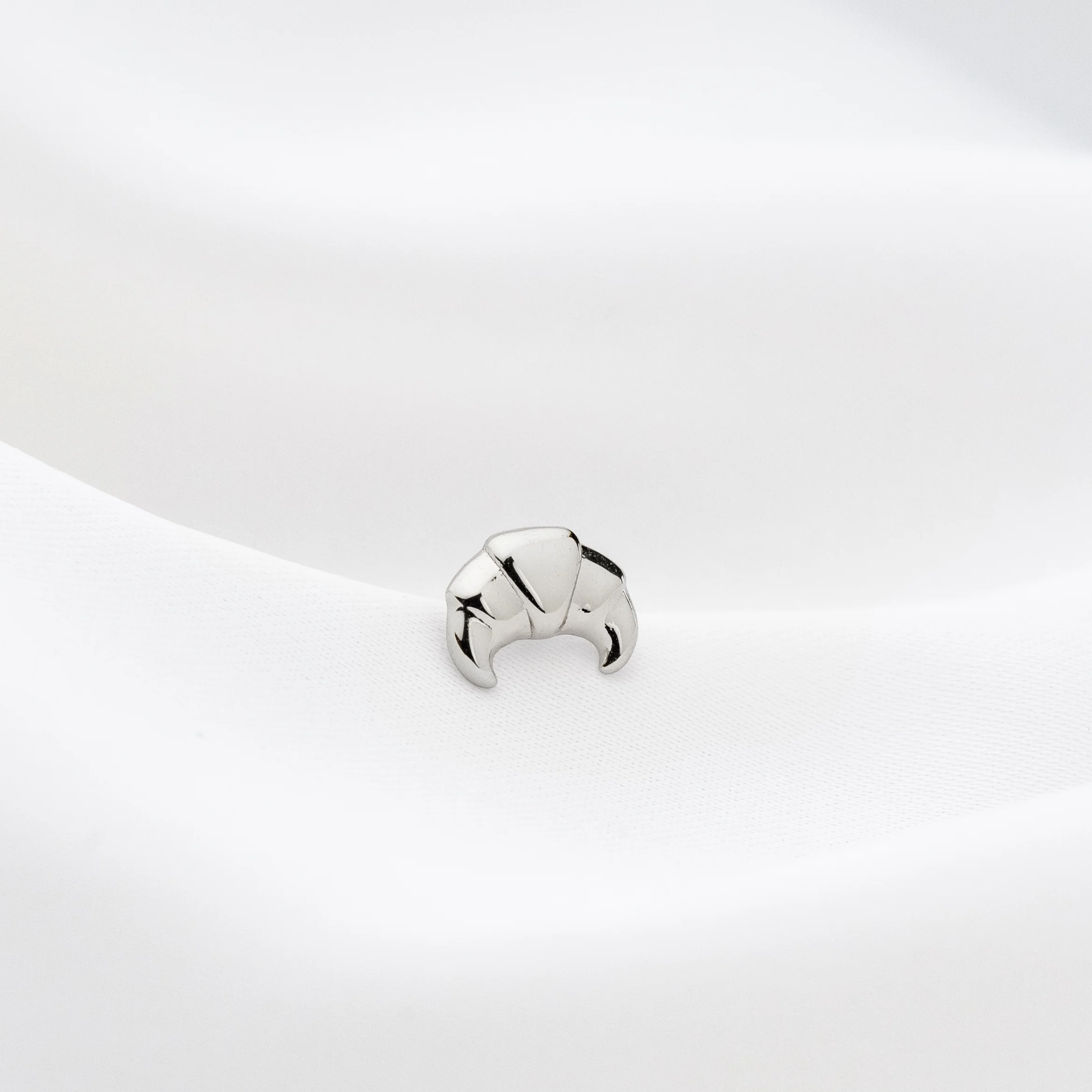 Silver Parisian Bakery Stud Set - Image 2