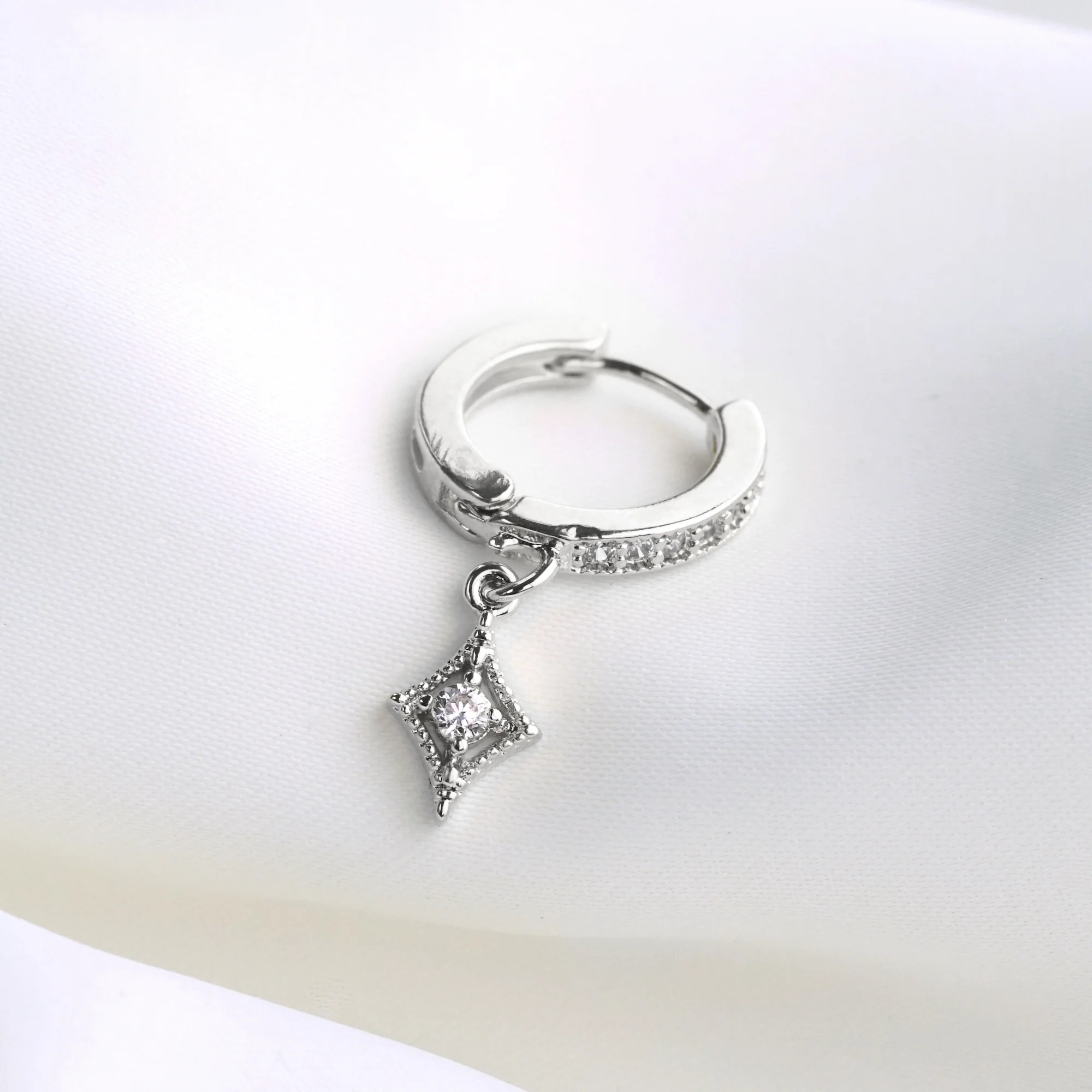 Silver Sparkling Cubic Earring - Image 2