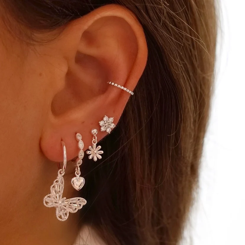 Silver Tiny Flower Earpin - Image 2