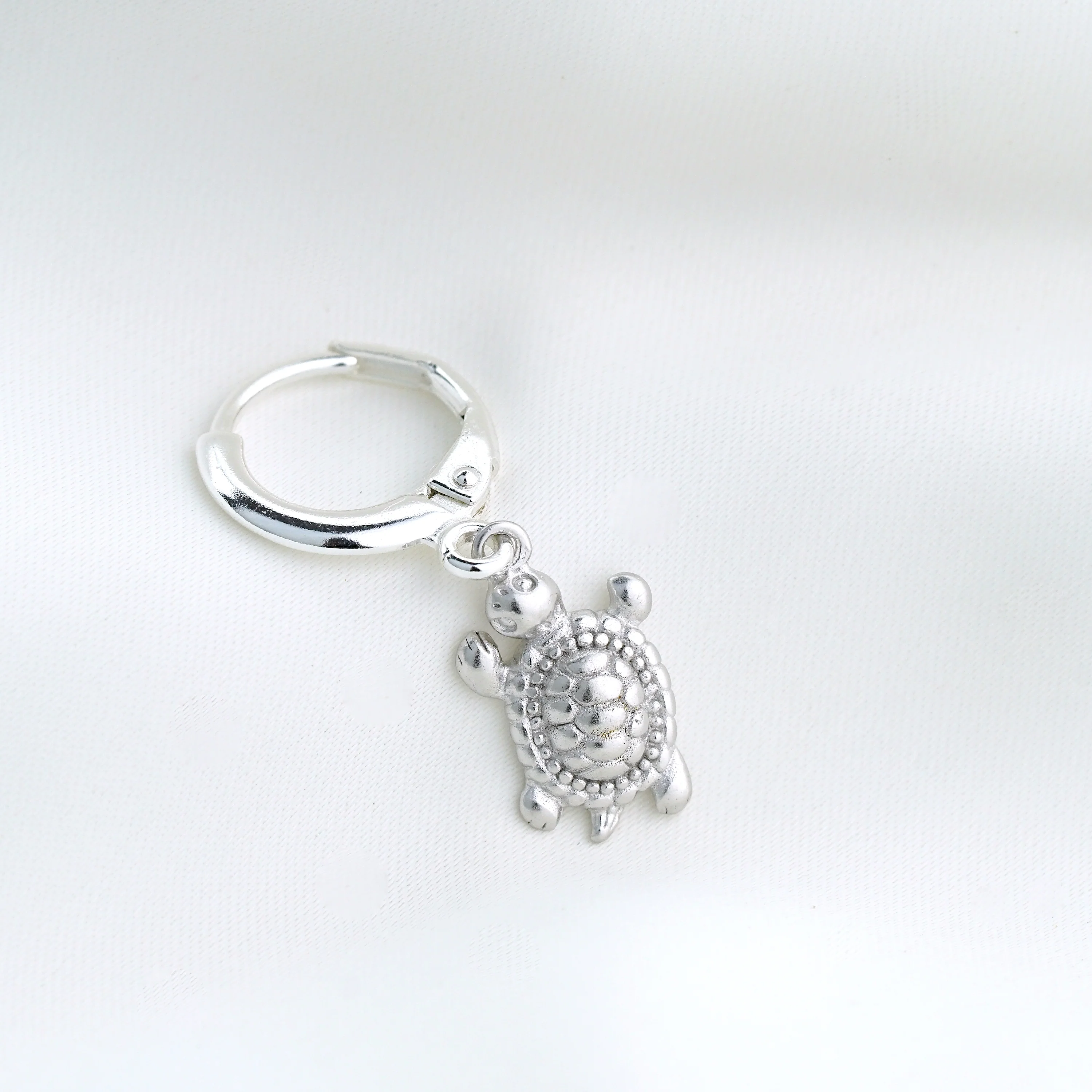 Small Silver Turtle Earring - Image 3