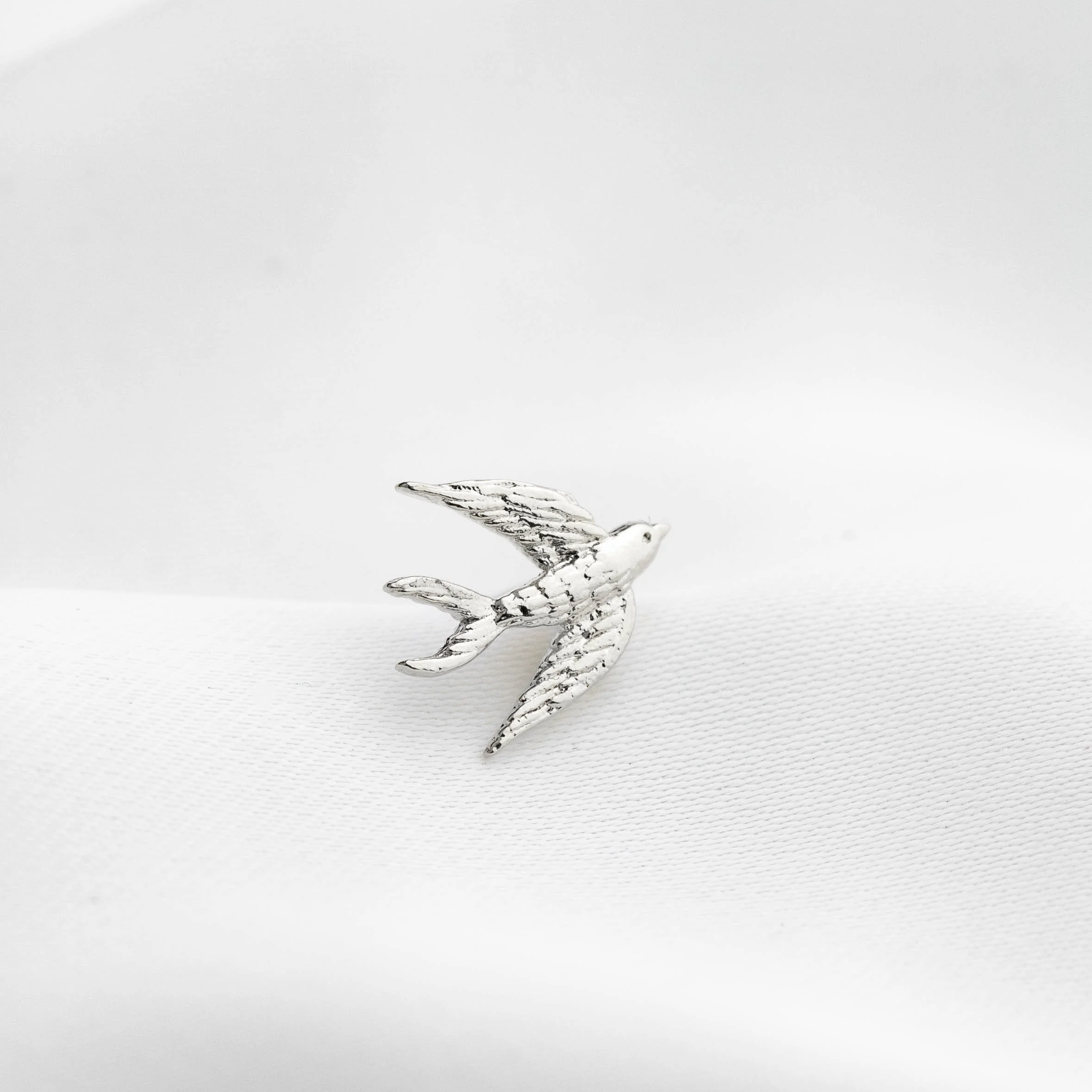 Soaring Silver Bird Stud