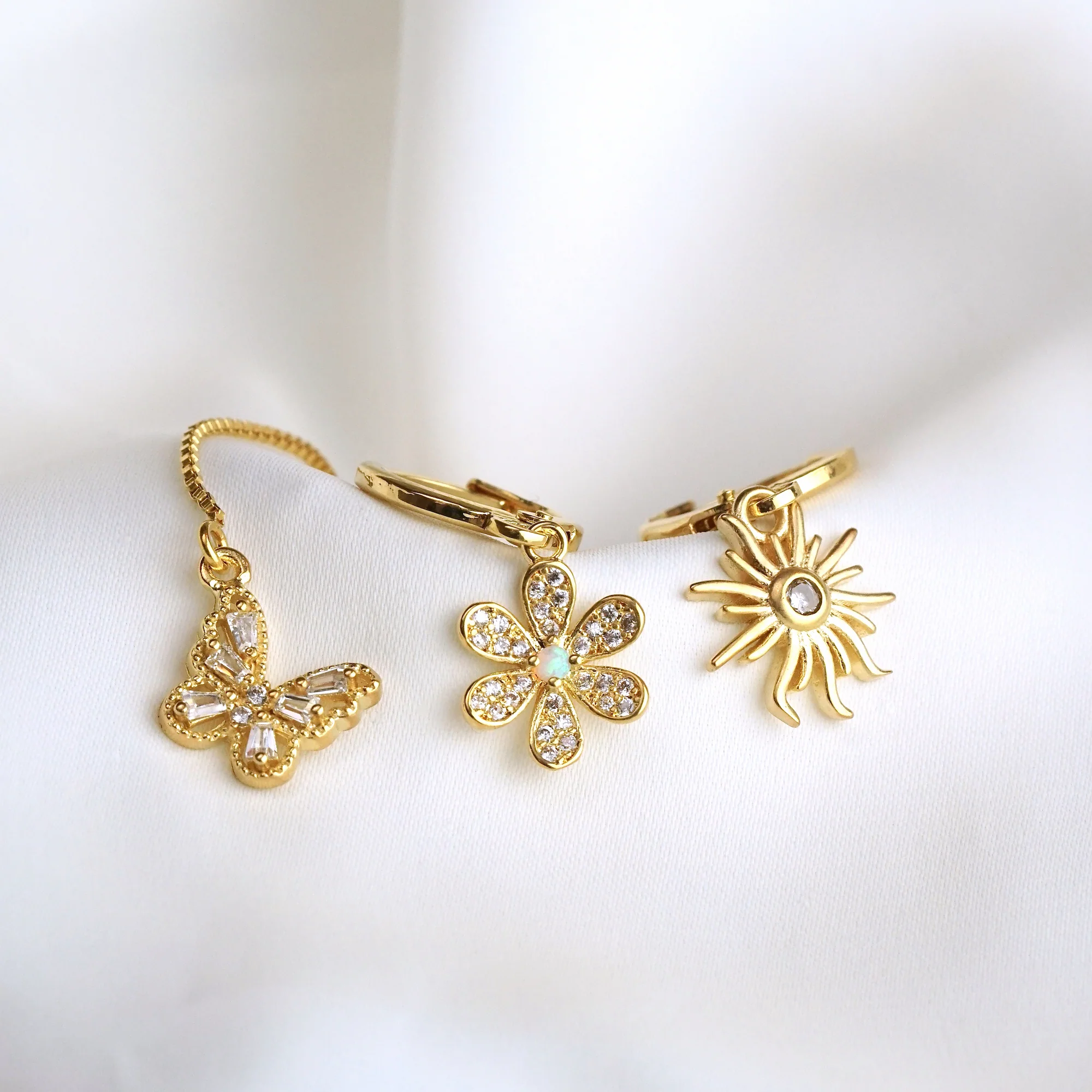 Sparkling Opal Flower Earring - Image 3
